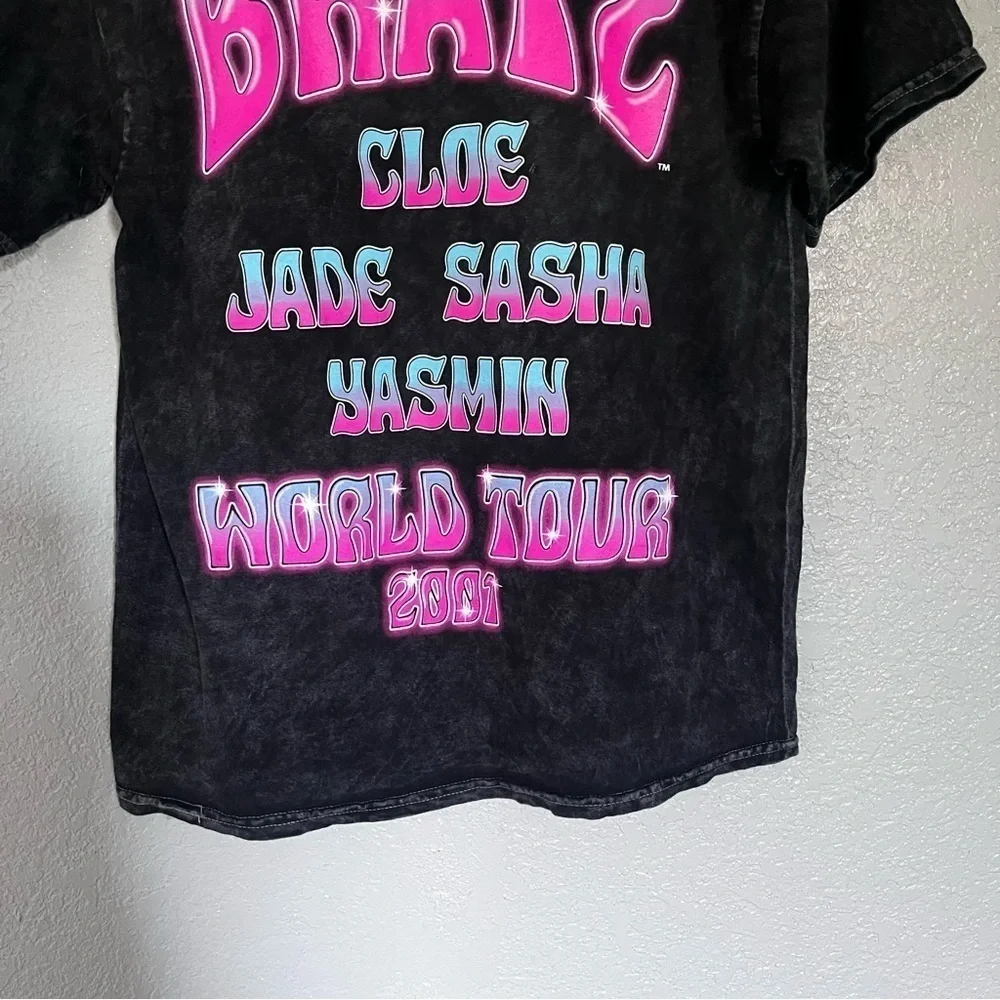 BRATZ 2007 World Tour Graphic Tee Size XS